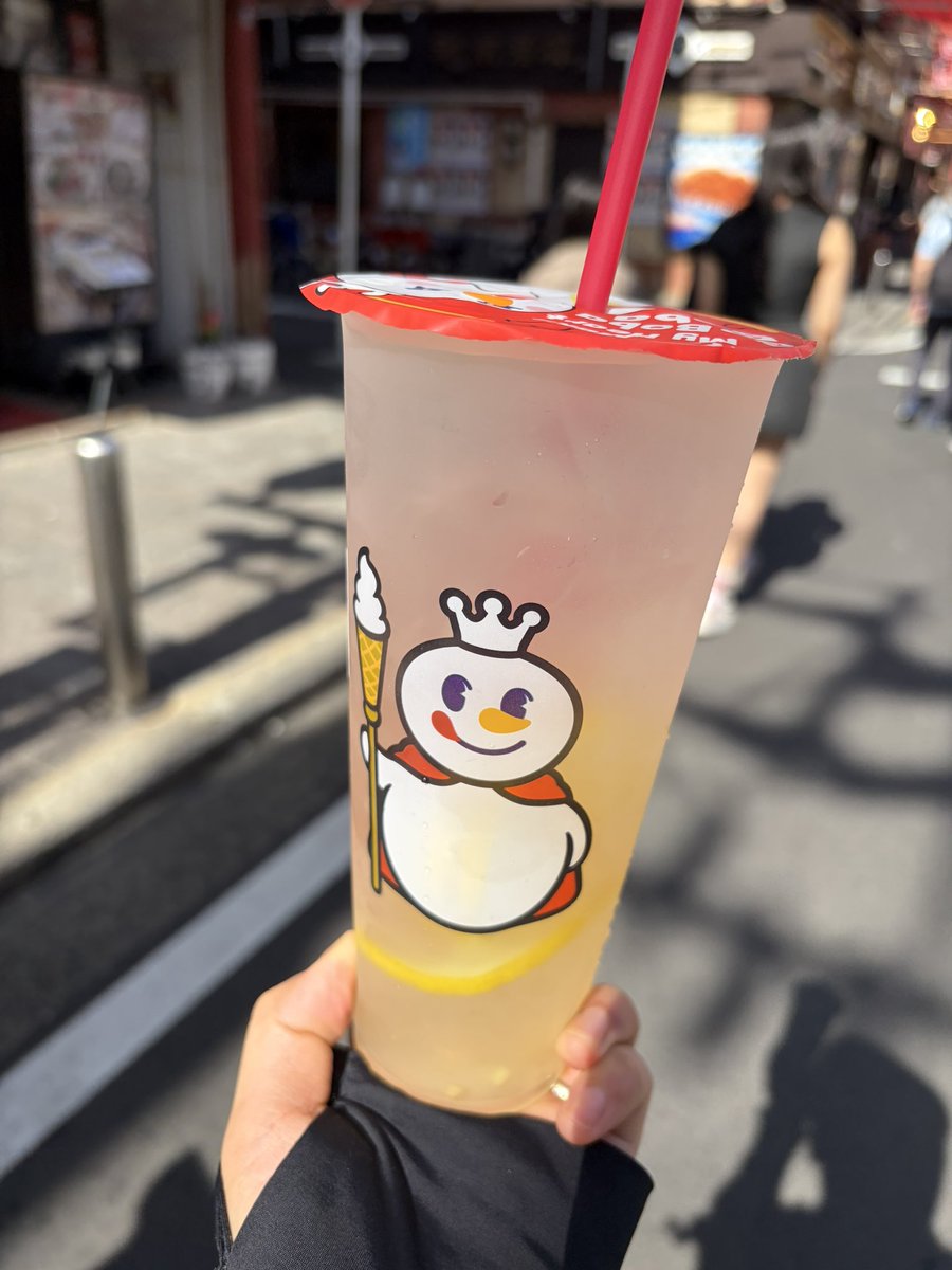 kabu_fujiko_vl's tweet photo. 中華街近辺に来たので
お初のハレタビへ♨️
貸切状態でガッツリ6セット入れた🔥
お茶のロウリュで滝汗最高😆
とても綺麗で良かったなぁ
この辺で仕事の時また来てみよう
サウナの後はミーシューのレモネード🍋
#ハレタビ #HARETABI https://t.co/3ppkD1xAyH