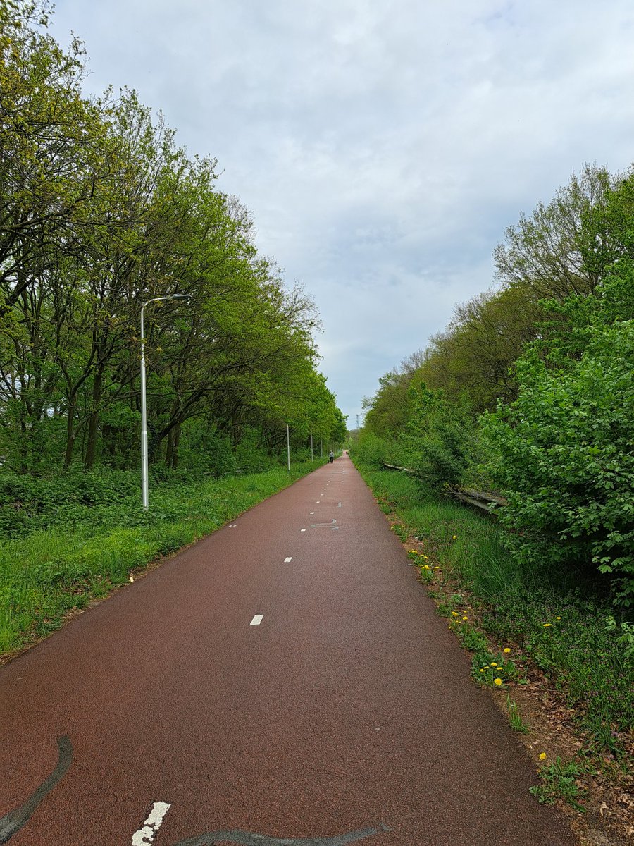 Photograph51431's tweet photo. Monday route☁️ https://t.co/0CVuC9KxAl