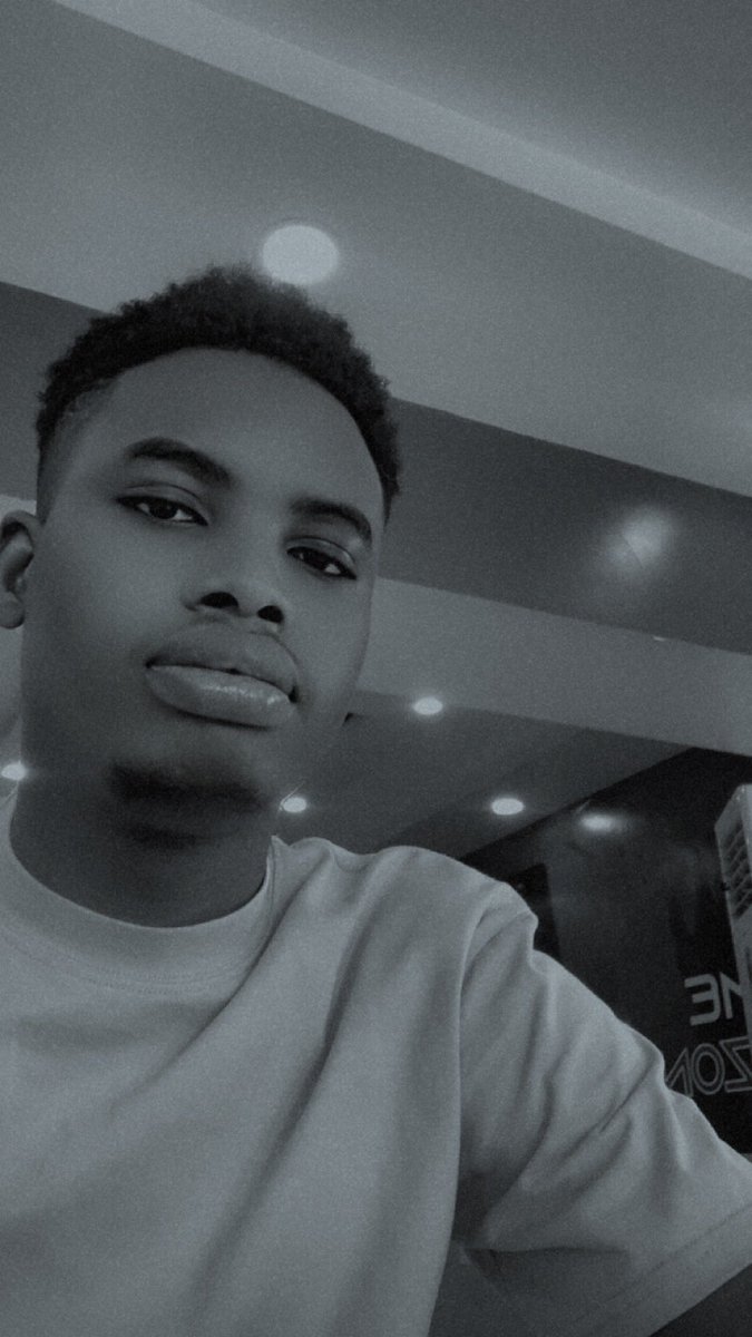 Akonbankz tweet media