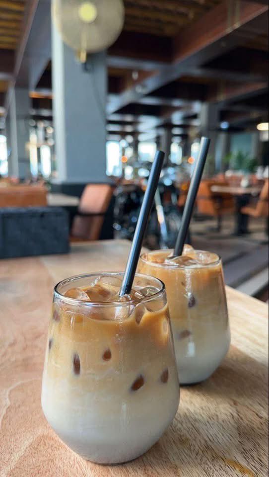 Isla_McKayx's tweet photo. Happiness in a cup with ice ☕🧊💖 https://t.co/bfogSG4ho6
