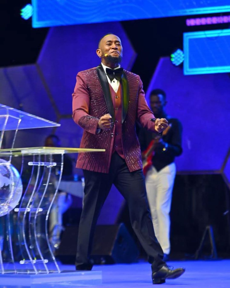 dorothy_ssenoga's tweet photo. You cannot be overcome. There is no such thing as a remnant of God being finished. It is not there. It contradicts your very nature. It can’t happen. By principle, it can’t happen. #ProphetElvisMbonye https://t.co/t68YuKpCBw