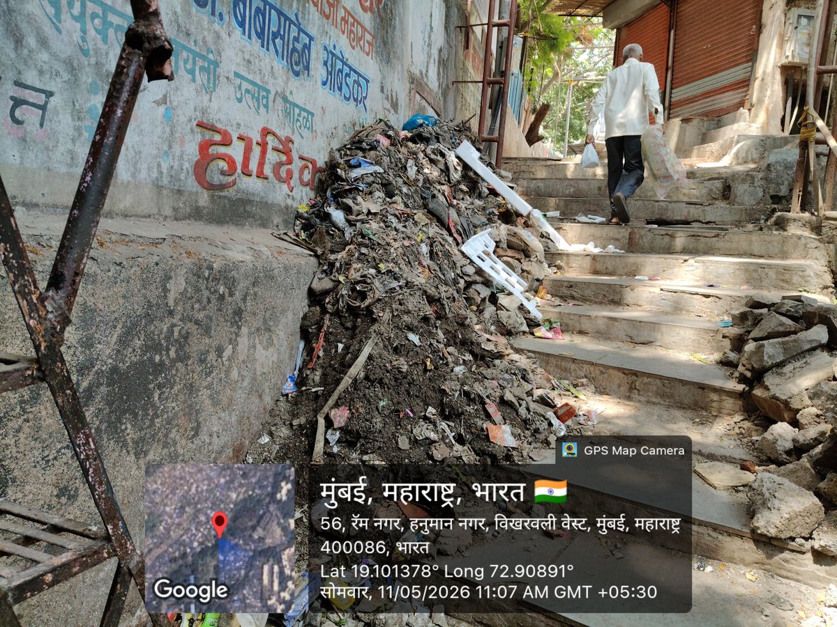 BhojKetan's tweet photo. प्रभाग क्रमांक १२७ रामनगर अ रोहिडेश्वर सोसायटी याठिकाणी गटाराचे काम चालू केले होते ते गेली दोन दिवस बंद आहे,तसेच गटारातील कचरा तसाच बाहेर पडून आहे. याचा त्रास येण्या जाणाऱ्या नागरिकांना सहन करावा लागत आहे.@mayor_mumbai @mybmc @mybmcWardN @mybmcSWM https://t.co/tHKVewMPXk