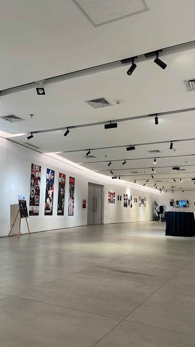 jjaemmiinn's tweet photo. —— JNJM - between 2 side
@nominprojects #between2sides https://t.co/1zmzfwgVvF