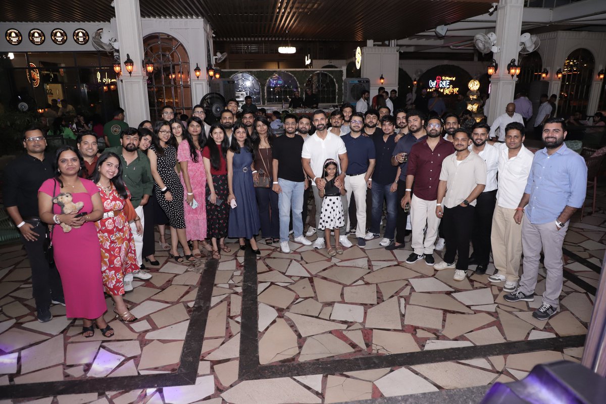 xten_av's tweet photo. 8 years of XTEN-AV 🎉
Games, music, laughter, recognition &amp; a reminder that growth is about people too.

Here’s to the team behind the journey, and the next chapter ahead. ⚡

#XTENAV #8YearsStrong #TeamCulture #AVIndustry https://t.co/qQlLeXHJQ3