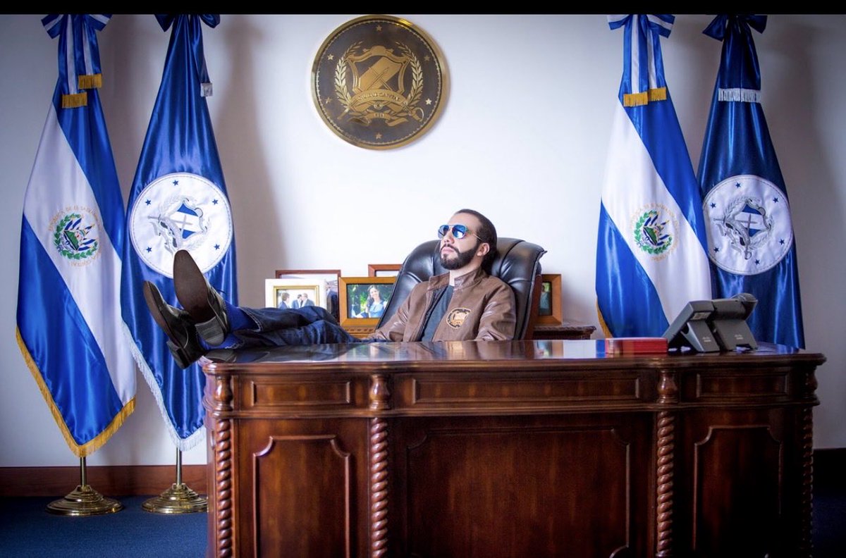Roberto Silva Bukele 2027-2033 tweet media