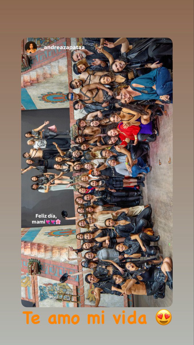 mazam20's tweet photo. Un festival diferente ❤️🥳 día de las madres en @MalincheMusical @_loverandyyy https://t.co/DNvcmgfNNu