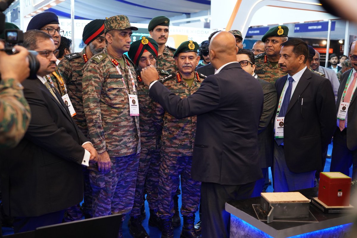 Speed_4Defence's tweet photo. Proud moment for Speed4 Defence Systems 🇮🇳

Honoured to host Upendra Dwivedi at our stall during the SIDM Prayagraj Defence Symposium 2026. His visit and encouragement inspire us to keep innovating for India’s defence future.
Jai Hind
@adgpi @DefenceMinIndia
#IndianArmy #SIDM2026 https://t.co/0aE6NNq7Cq