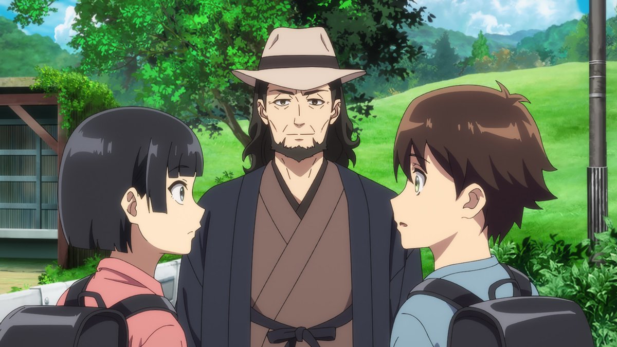 kusunoki_anime's tweet photo. ┈┈┈┈┈🍃⛩️🍃┈┈┈┈┈
　　　　　   第7⃣話
　先行カット＆あらすじを公開
┈┈┈┈┈🍃⛩️🍃┈┈┈┈┈

TVアニメ「#神の庭付き楠木邸」
第7話の先行カット＆あらすじを公開✨

第7話『力の鍵は、想い出の中に』

『閉じ込める力』を使いこなせず苦心する湊は、子供の頃を思い出す。当時から人には視えないものが視えた湊。実家の温泉宿には、さまざまな妖怪がいた。ある日その温泉宿に、謎めいたパナマ帽の男が訪れる。