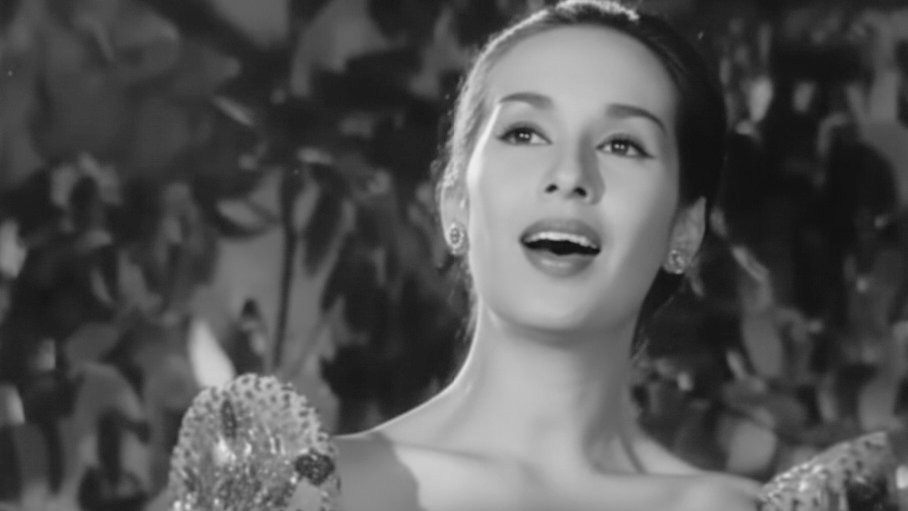 darnarchives's tweet photo. My favorite cinema face card https://t.co/z5rM17ILai