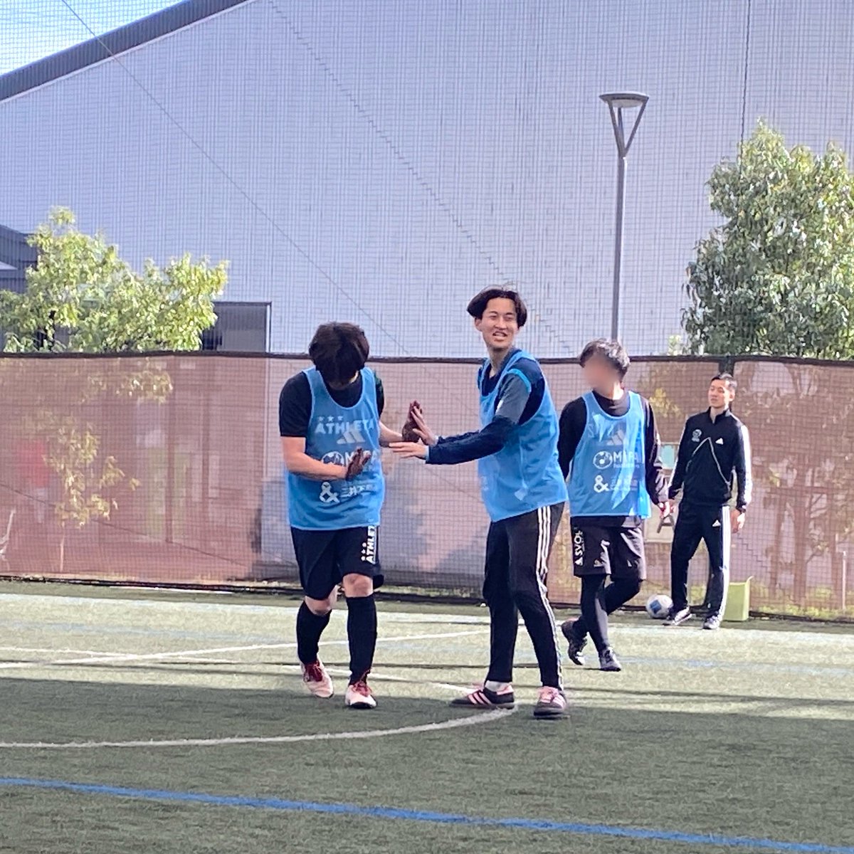 TTDsaiyou's tweet photo. MIFA仙台8周年大会⚽️
サッカー歴12年の新入社員が電撃加入し、新生チームで挑んだ結果...見事3勝を挙げ最高の休日になりました😆👍
...からの、今日から現実。
最長16連休を過ごしたメンバーも、今日から仕事再開です🔧
大会で得た結束力を武器に、今週も元気に走り抜けます！ https://t.co/NzzK8OyJk8
