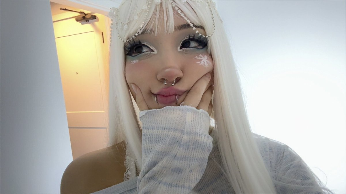inexperiencedFemboy tweet media