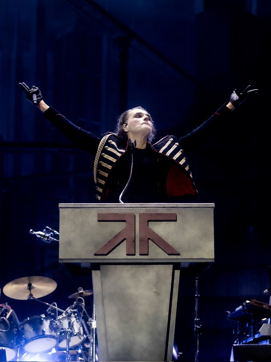 Frank Iero Brasil tweet media
