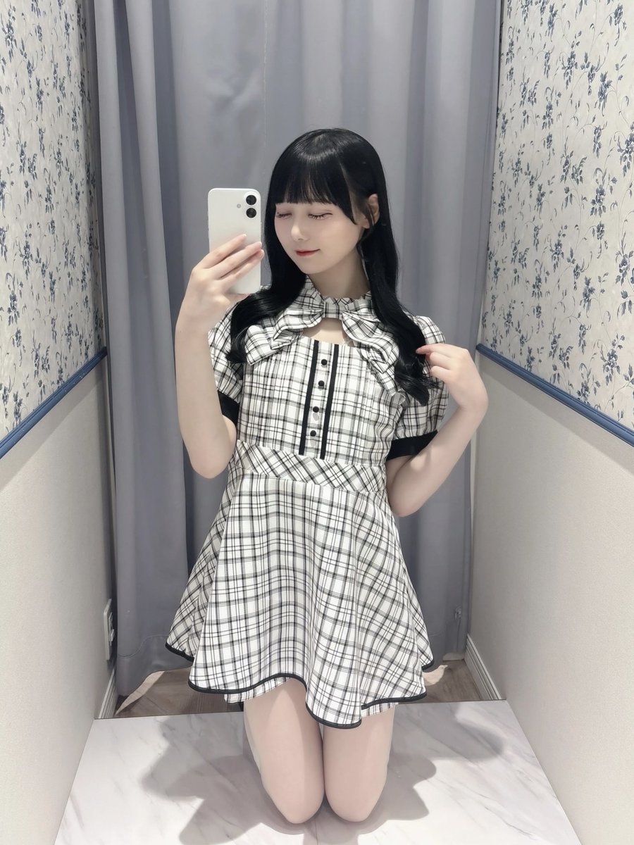 新宿店🎀 coming soon..🤍 ◻︎チェックリボンロンパース price
