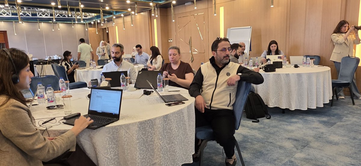 FAOSyria's tweet photo. #Happeningnow
@FAO as a constrium lead, organized the proposal design workshop discussing together with technical and operational members from #MoEDM #INGO in line with @eu_echo guidance to build #Syria multi-hazard early warning system. https://t.co/HzE2Jjwizz