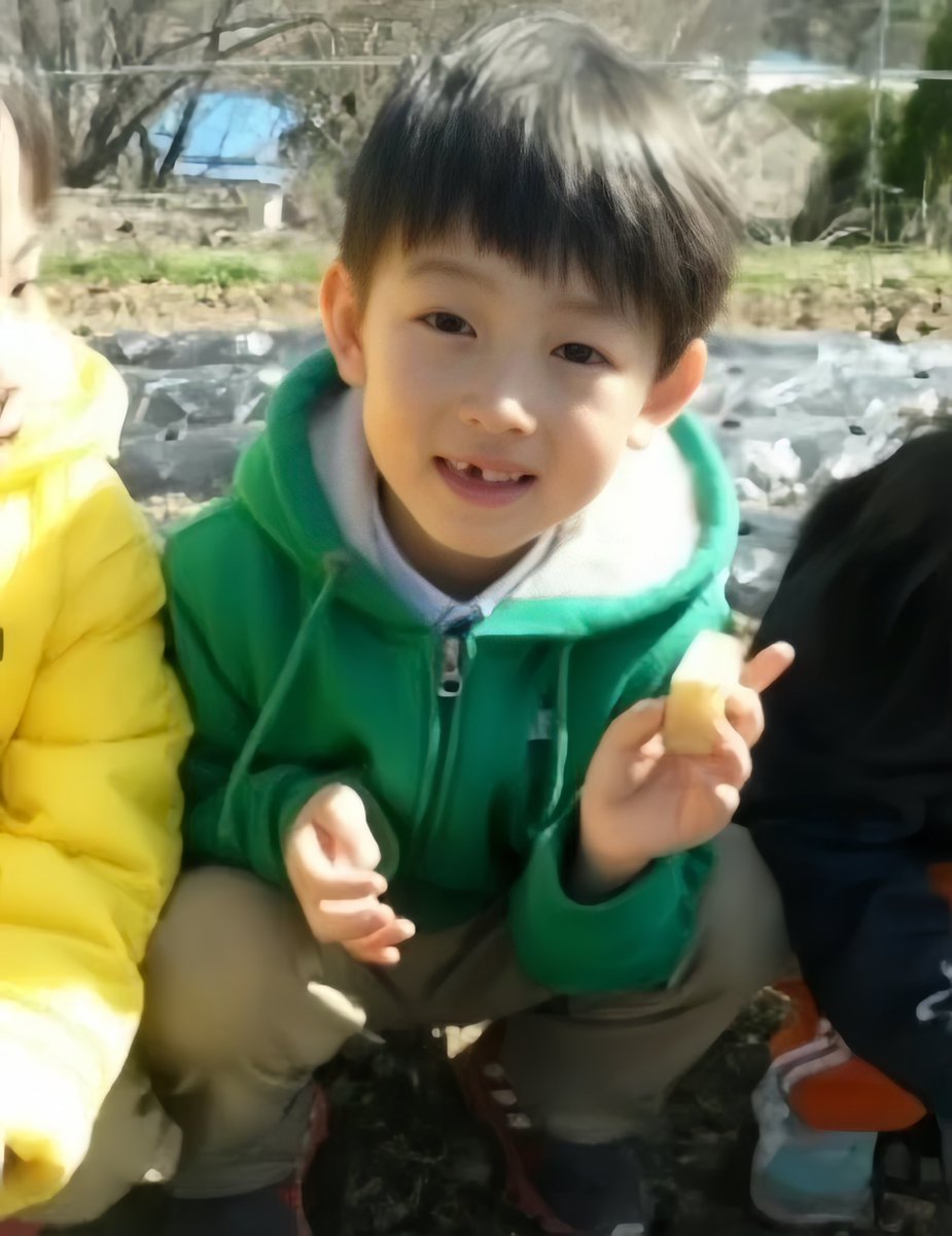 seonssean's tweet photo. gw jd kepikiran, pas kejadian eompong ini gmn ya cara dia ngadu ke ibu guru nya ?

🦊 ibu gulu gigi na seonghyeonie sudah tidak ada
🦊 ibu gulu gigi na seonghyeonie loncat
🦊 ibu gulu gigi na seonghyeonie atit
🦊 ibu gulu seonghyeonie ompong
🦊 HUAA IBU GULU 😭

gmn ya kira2 😖 https://t.co/lZrgFZ1p8n