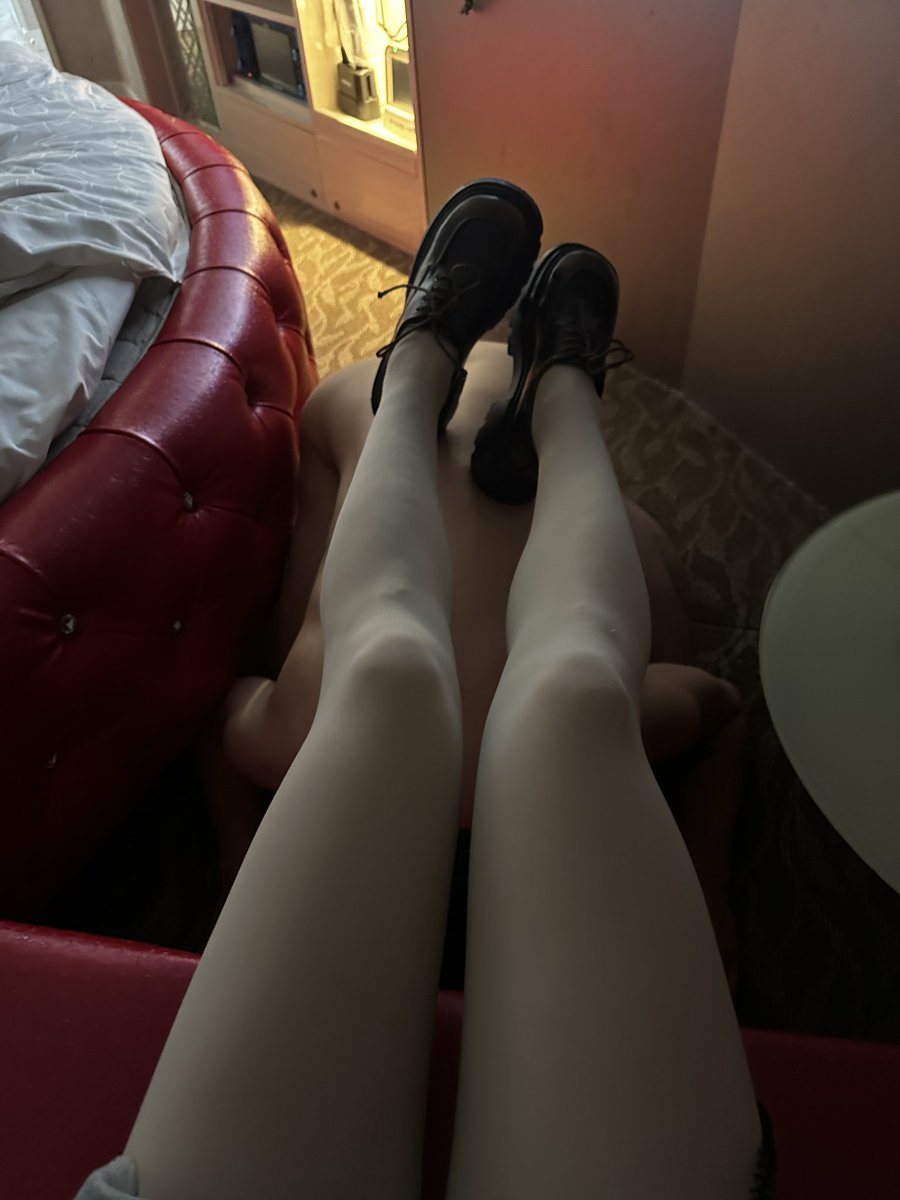 jinch__'s tweet photo. 奴下奴上贡的袜子踩傻逼 
#东京sm https://t.co/iO08iSLWXD