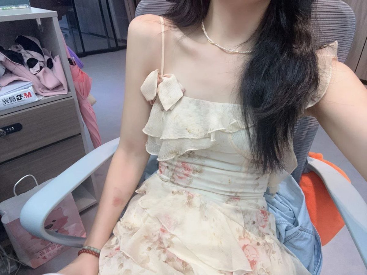 想问一下 .男生喘是真正的因为很爽不自觉的出声  还是因为搭子听到自己喘兴奋而装的 .... https://t.co/RavCKT97xn
