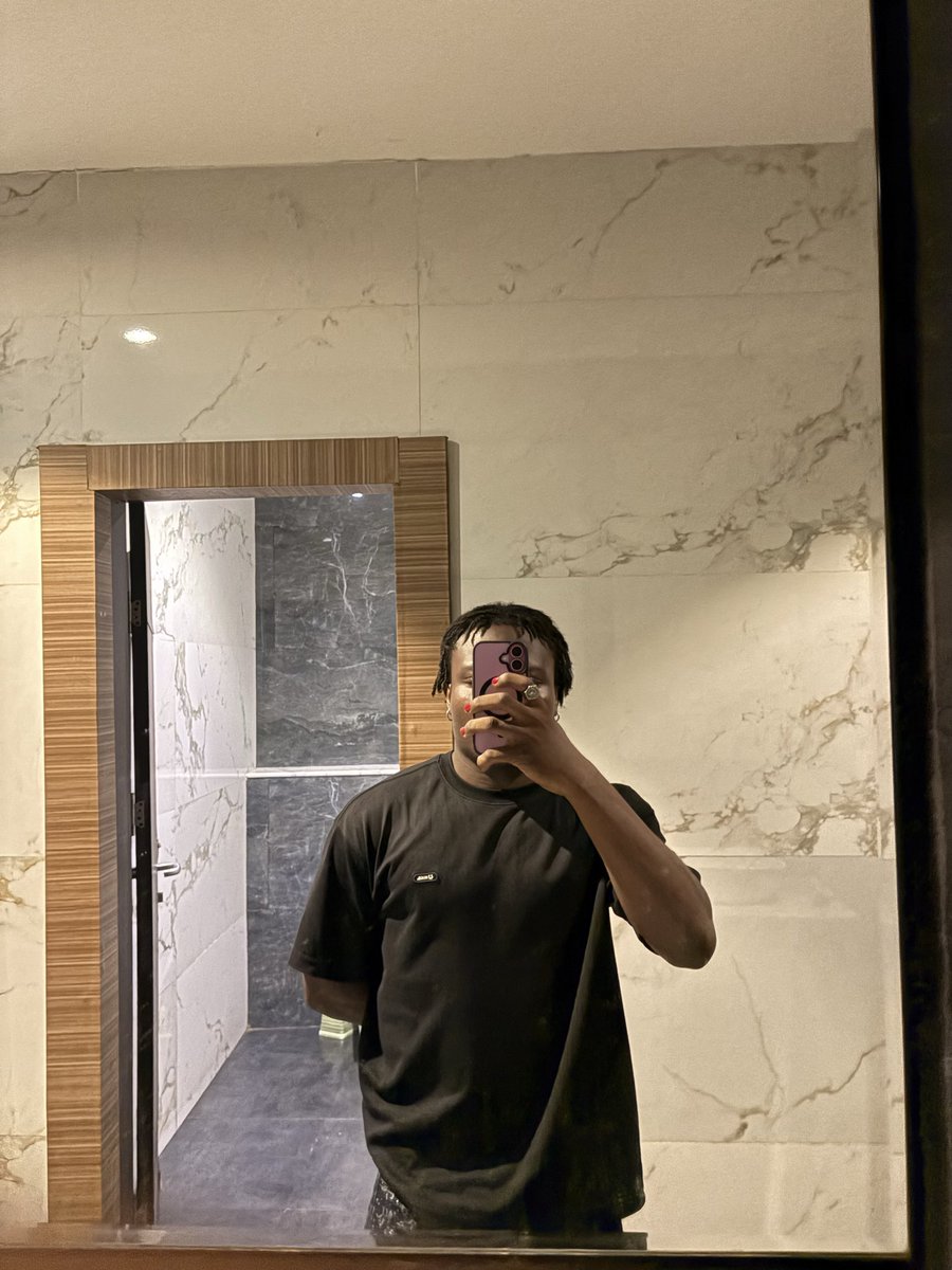 LU$O🦇 tweet media