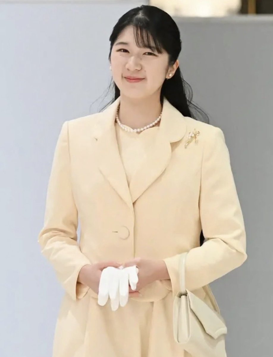 なーさん tweet media