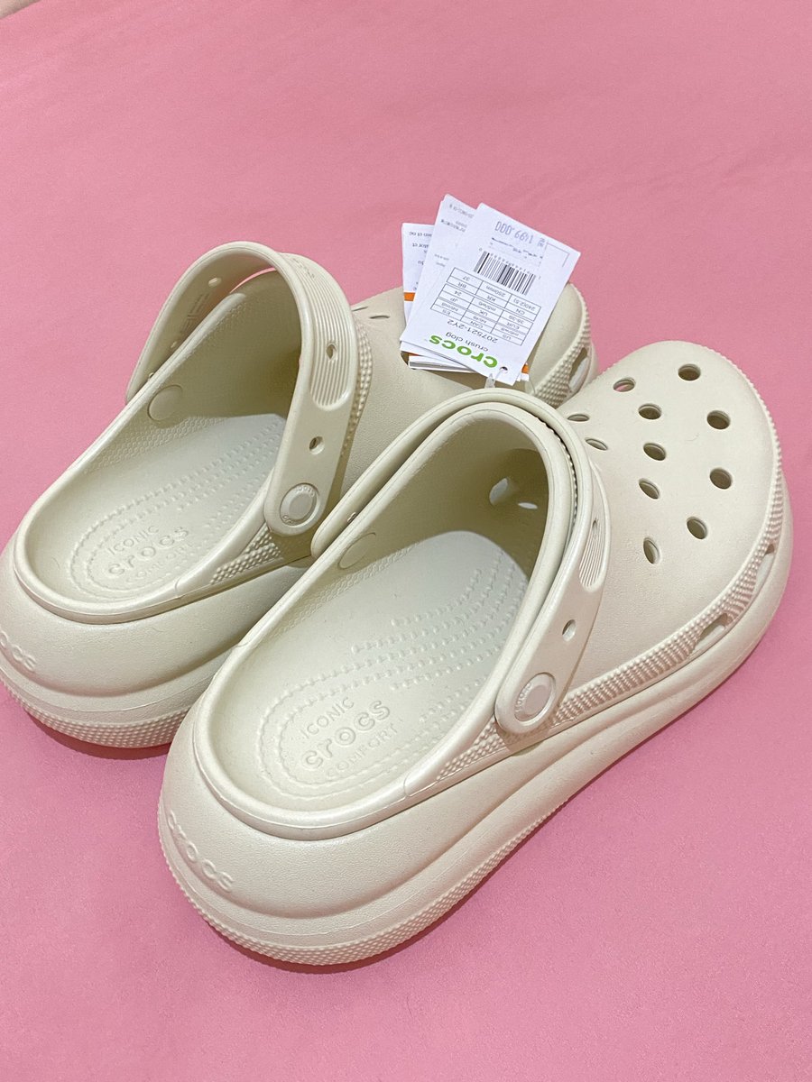 zara tweet media