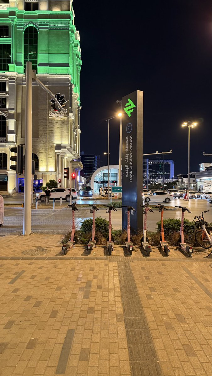 f7d_505's tweet photo. كن الرياض من البطى ناسيتني https://t.co/Hfgq6SNWfZ