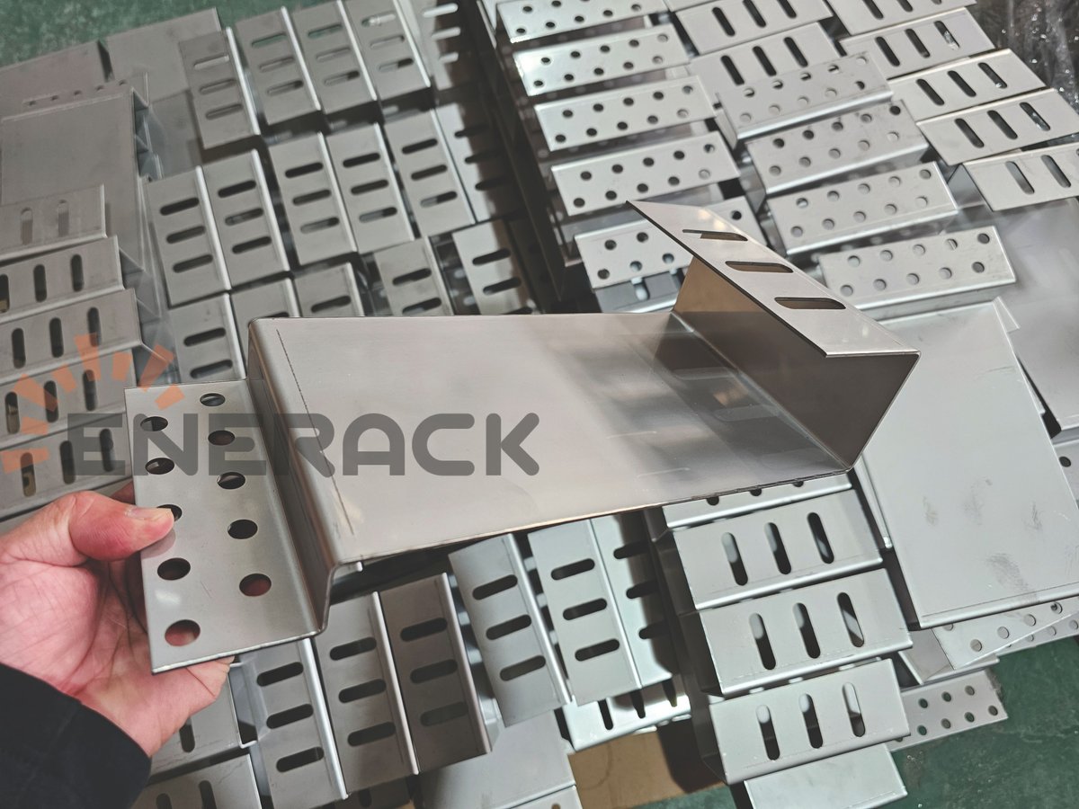Enerack1's tweet photo. Plain tile roof hook, lightweight yet robust, multi-type available.
Full range of Plain Tile Roof Hooks. We have many types of hooks for your option, including standard and adjustable types, suitable for various roof conditions. 
#Enerack #Solarmounting #Solarracking #PVmounting https://t.co/lXAB288QjD