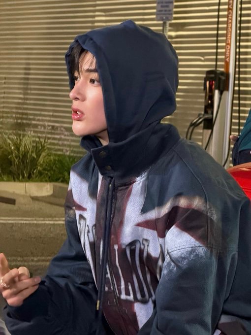 geonhoism's tweet photo. the prettiest side profile ever why are u so girl https://t.co/3kNlHrSNOK