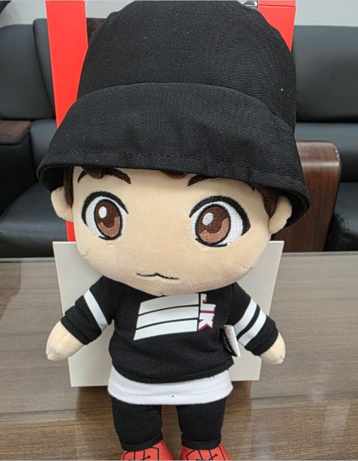 dickapratamaa's tweet photo. WTS Tinytan BTS Micdrop doll and keyring Original
Semua member ready ya.

COD Lokasi BSD City.
#zonauang #zonajajan #wts #sbt #bts #keyring #doll #sellbuytrade #army #micdrop https://t.co/2yWgks33oD