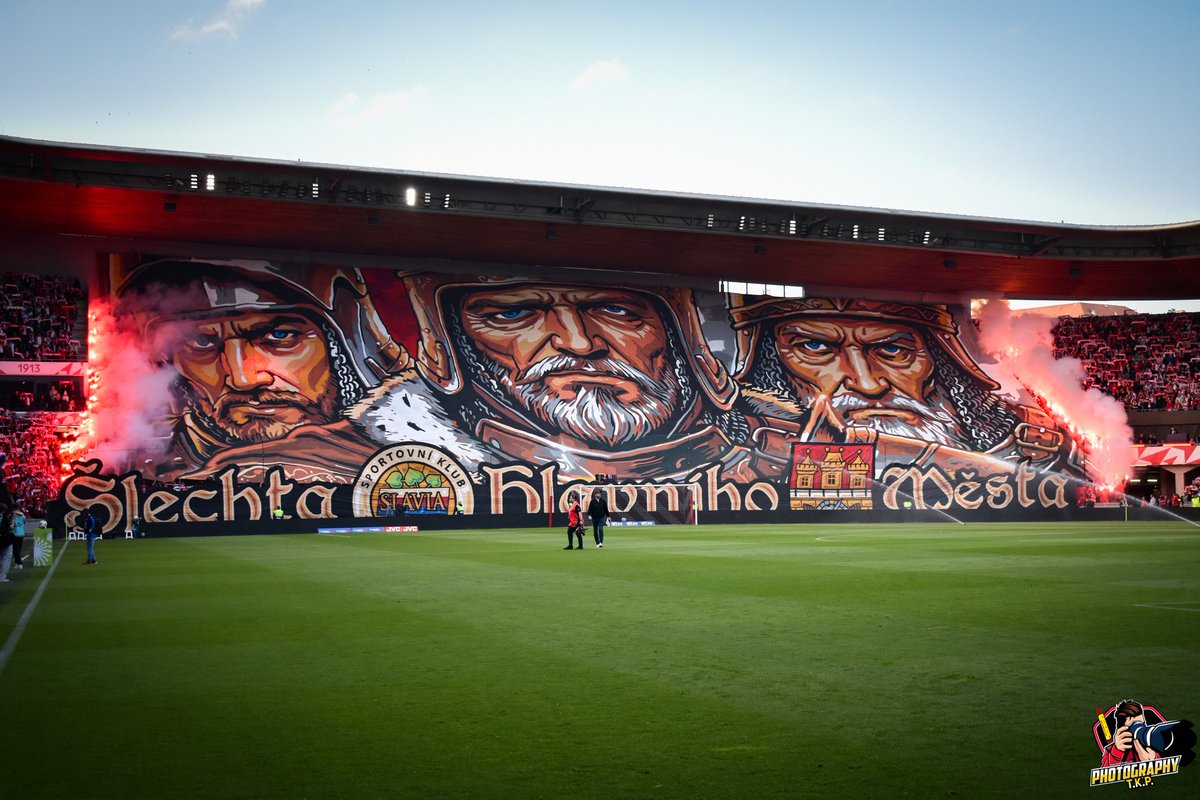 TomKhor's tweet photo. ⚽ SK Slavia Praha - AC Sparta Praha 
🙋19 194 diváků 
📸 Fotoreport ⬇️ https://t.co/zaAfX8ViTq