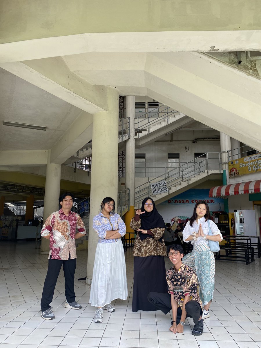 FankaSalim's tweet photo. ssmi berbatik di fapet https://t.co/dOr9ipkT42