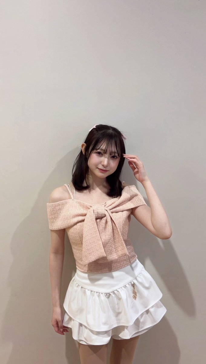 f___u_03's tweet photo. ファッションショーのイベントも無事終わって、今はTiktok配信頑張ってます🍀*゜

1回きてみてっ🥺🤍ྀི https://t.co/DxPjJ2KxgM