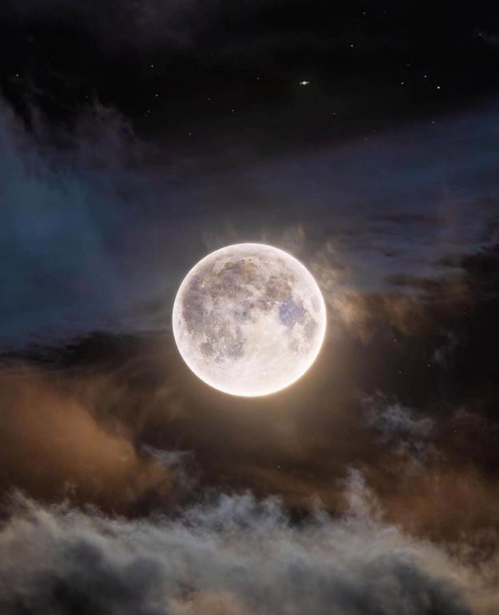 moondailys's tweet photo. https://t.co/Zo8Elqpzob