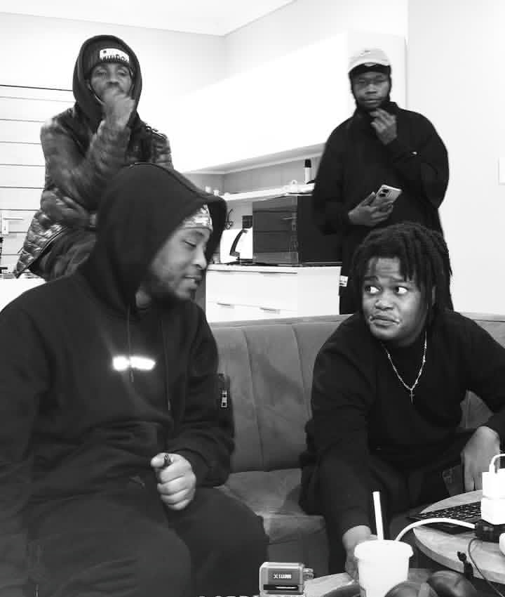 rapkulture_za's tweet photo. EMTEE had a studio session with Zoocci Coke Dope 🔥🔥💯 https://t.co/NoCt9NhQn4
