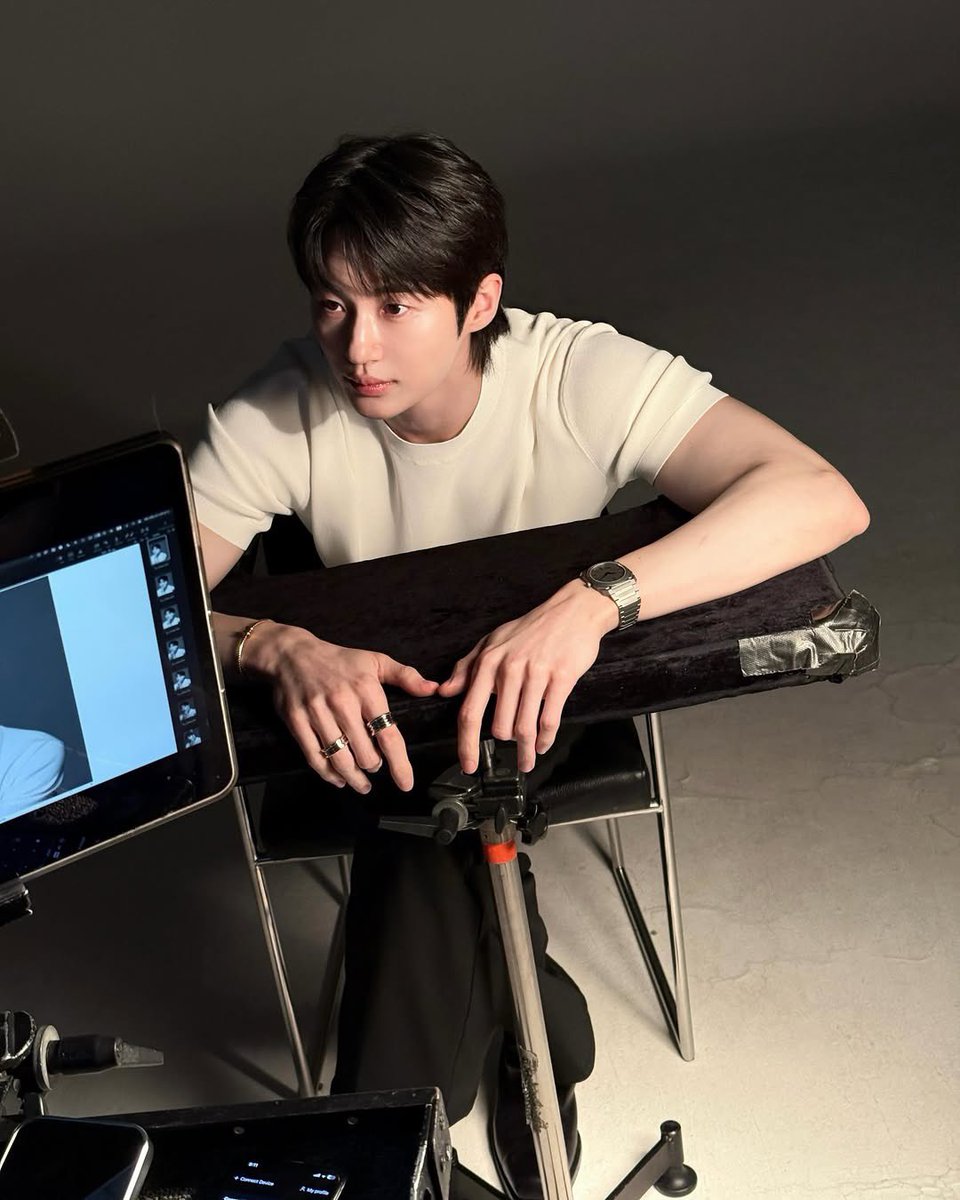 byeonwooseok_th's tweet photo. [📸]

Caption: 🥰

🔗 https://t.co/rpRsjVbiph

#บยอนอูซอก 
#ByeonWooSeok
#변우석

(1) https://t.co/6OBNo8R3Mm