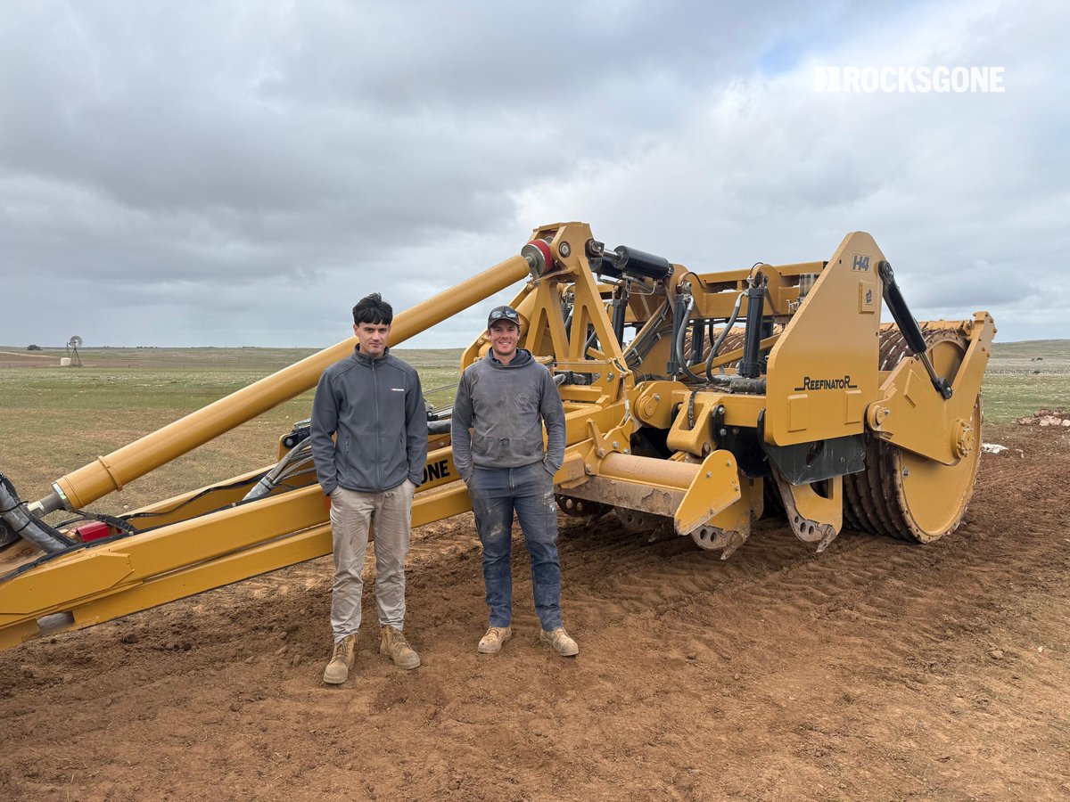 Rocks_Gone's tweet photo. On site in Talia, South Australia getting the newest H4 Reefinator owner set up and running through the operation of the H4 Reefinator. 

Check out the rocks in that first slide 👀 this machine’s definitely going to stay busy out there. https://t.co/6um0wgPoRV