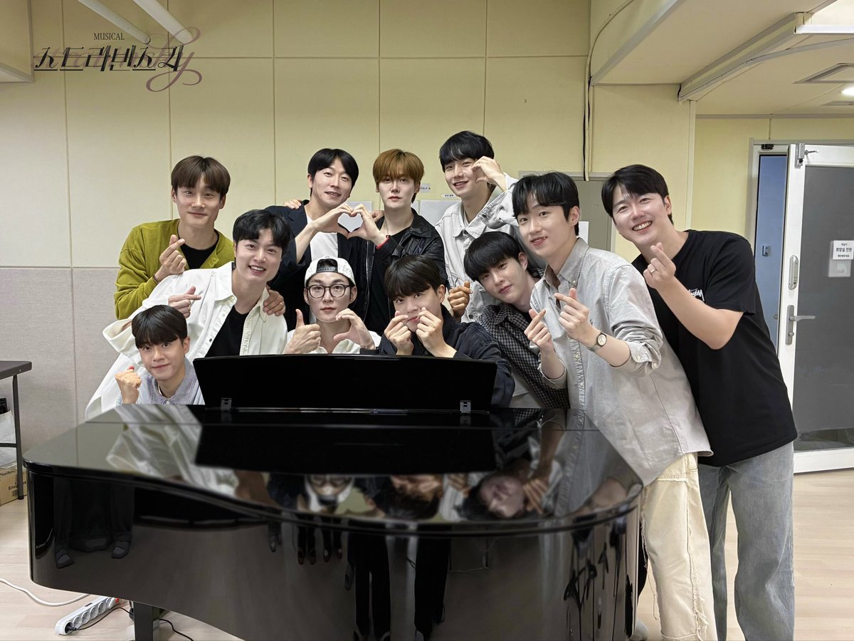 (주)쇼플레이 tweet media