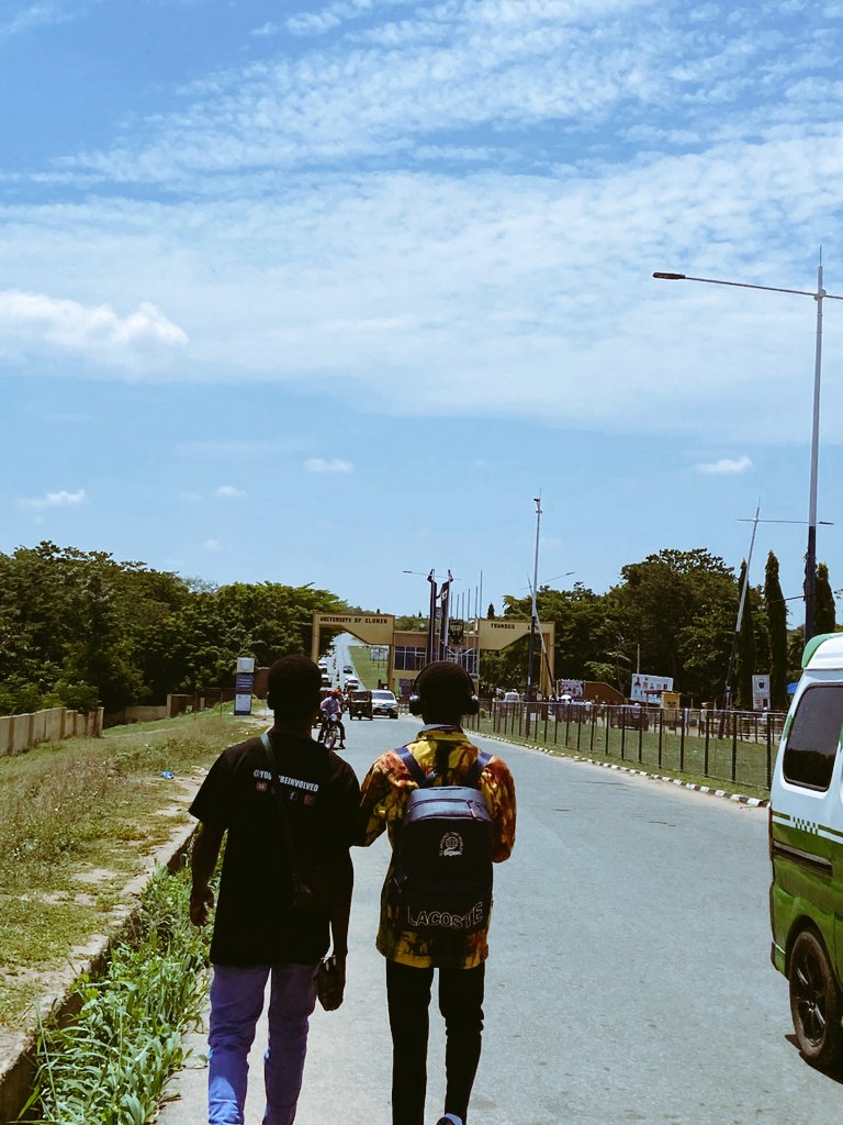Iam_TheMonarch's tweet photo. What shall we sacrifice for victory 🤔

On the road to bag this degree, what are you willing to sacrifice?  Meals, sleep, sanity, "ships"? 
A resolve made I, not to return to Lagos without an excellent degree, dozens of other experiences that are valuable for life

 Win this week https://t.co/gk9E2b0YsA