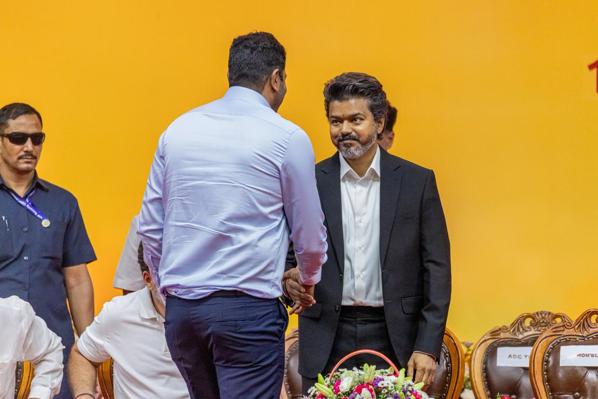 aadhavarjunfans's tweet photo. மாண்புமிகு தமிழ்நாடு முதலமைச்சர் அவர்கள் தலைமையிலான அமைச்சரவை பதவியேற்பு விழா. https://t.co/X4Xvd66hh3