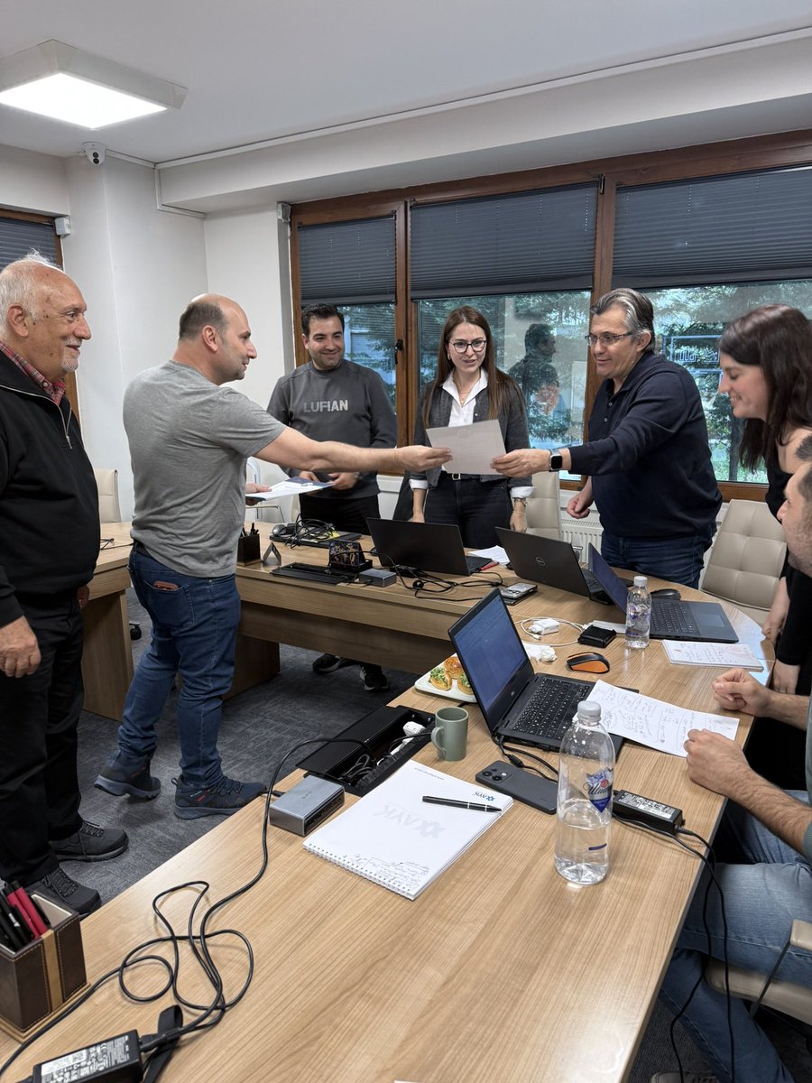 UdemUDEM's tweet photo. UDEM A.Ş. personeline yönelik gerçekleştirilen ISO 50001 Enerji Yönetim Sistemi eğitiminde, kıymetli hocamız Abdulkadir Özdabak  tarafından enerji verimliliği uygulamaları, enerji performansının izlenmesi ve özellikle hesaplama yöntemleri üzerine kapsamlı bilgiler paylaşıldı. https://t.co/dRcS7ZJ7nf