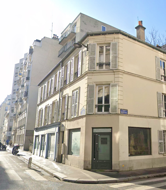 ParisHistorique's tweet photo. Dans le quartier Saint-Lambert, cet immeuble édifié vers 1920, jugé dans un état de vétusté préoccupant, doit prochainement être rénové, restructuré et surélevé d'un étage, en harmonie avec l'existant (110 rue de l'Abbé-Groult). @mairie15 @Philippe_Goujon https://t.co/guAxzf8SVK