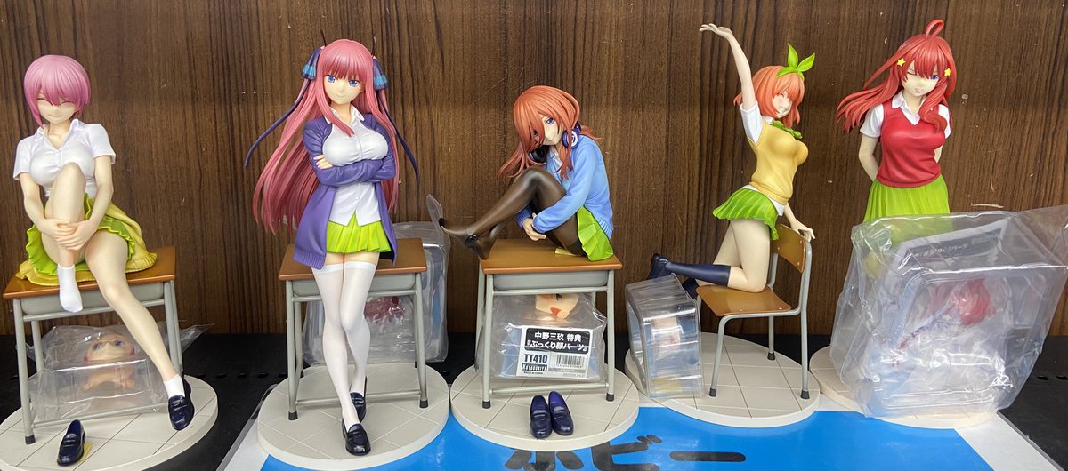 商品入荷情報】 ・コトブキヤ 五等分の花嫁 スケールフィギュア 五姉妹