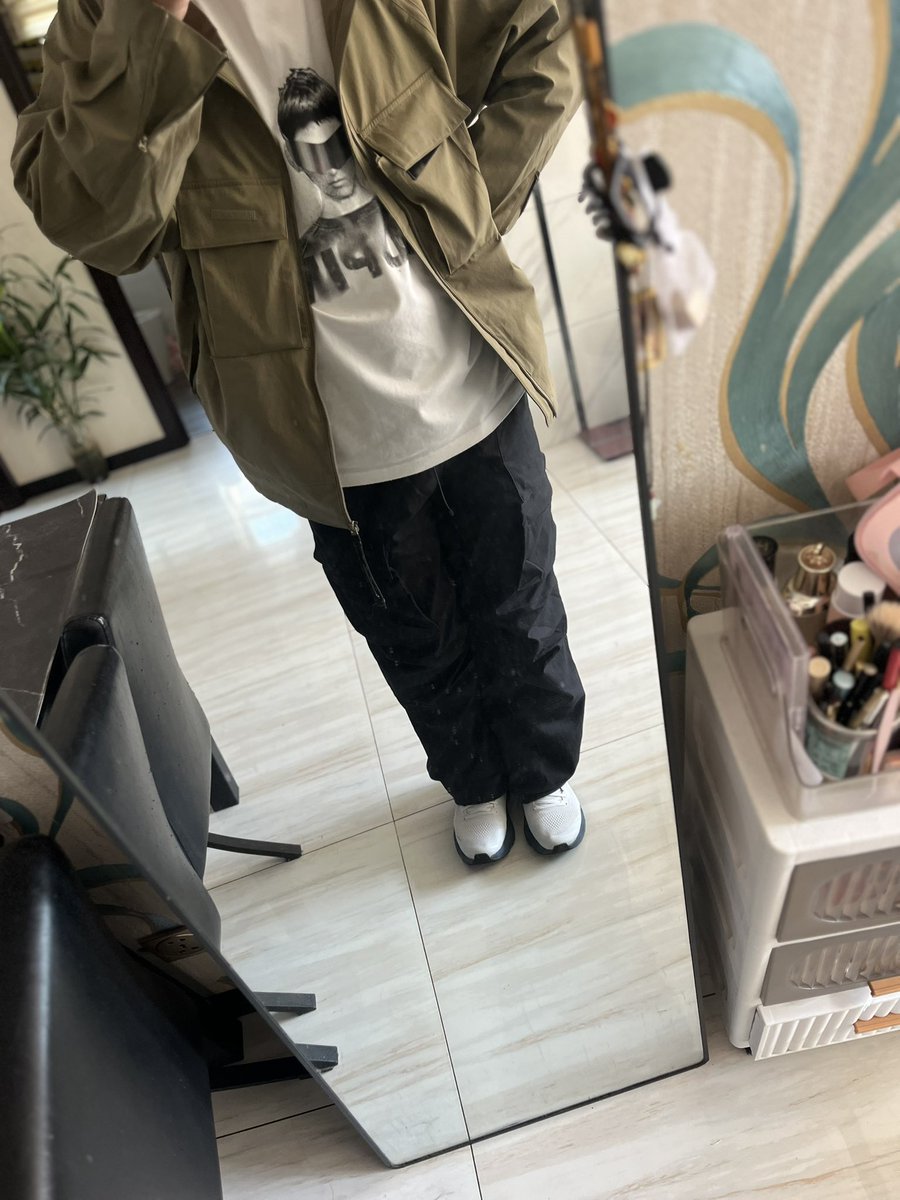 穹璃吖 tweet media