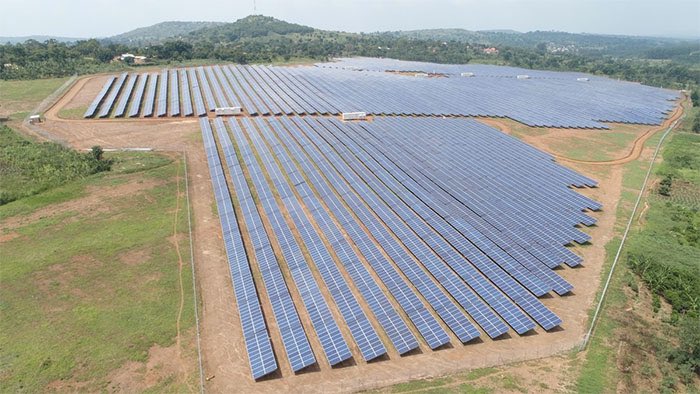GideonSsekidde's tweet photo. Ug's powering up with renewables, Mayuge Solar Power Station's crushing it. 10 MW of clean energy, 100 acres of Busoga vibes.
Eastern Uganda is lighting up the grid. Big shootout to Busoga Kingdom for the land. Uganda's energy game is on. #Goldenposts #CleanEnergyWin @GovUganda @UCC_Official @GCICUganda
