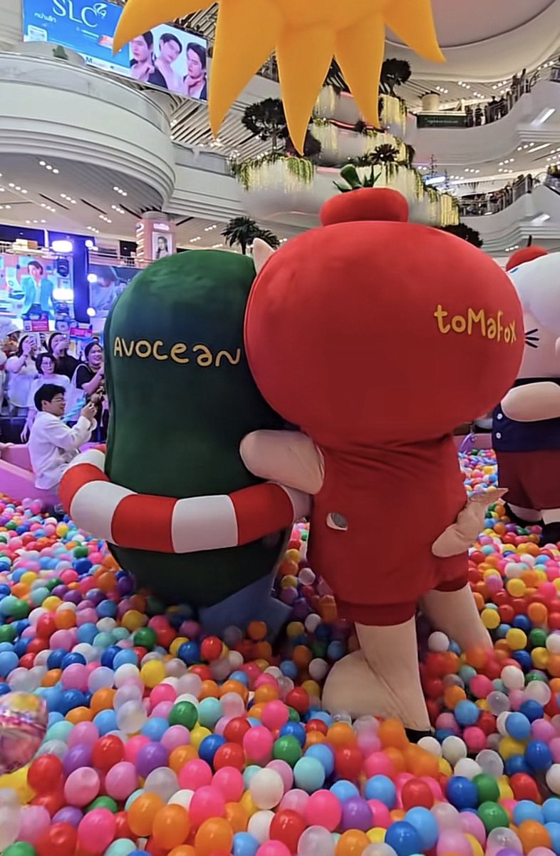 ใครชอบใครก่อน ꒰🍅꒱ ? tweet media