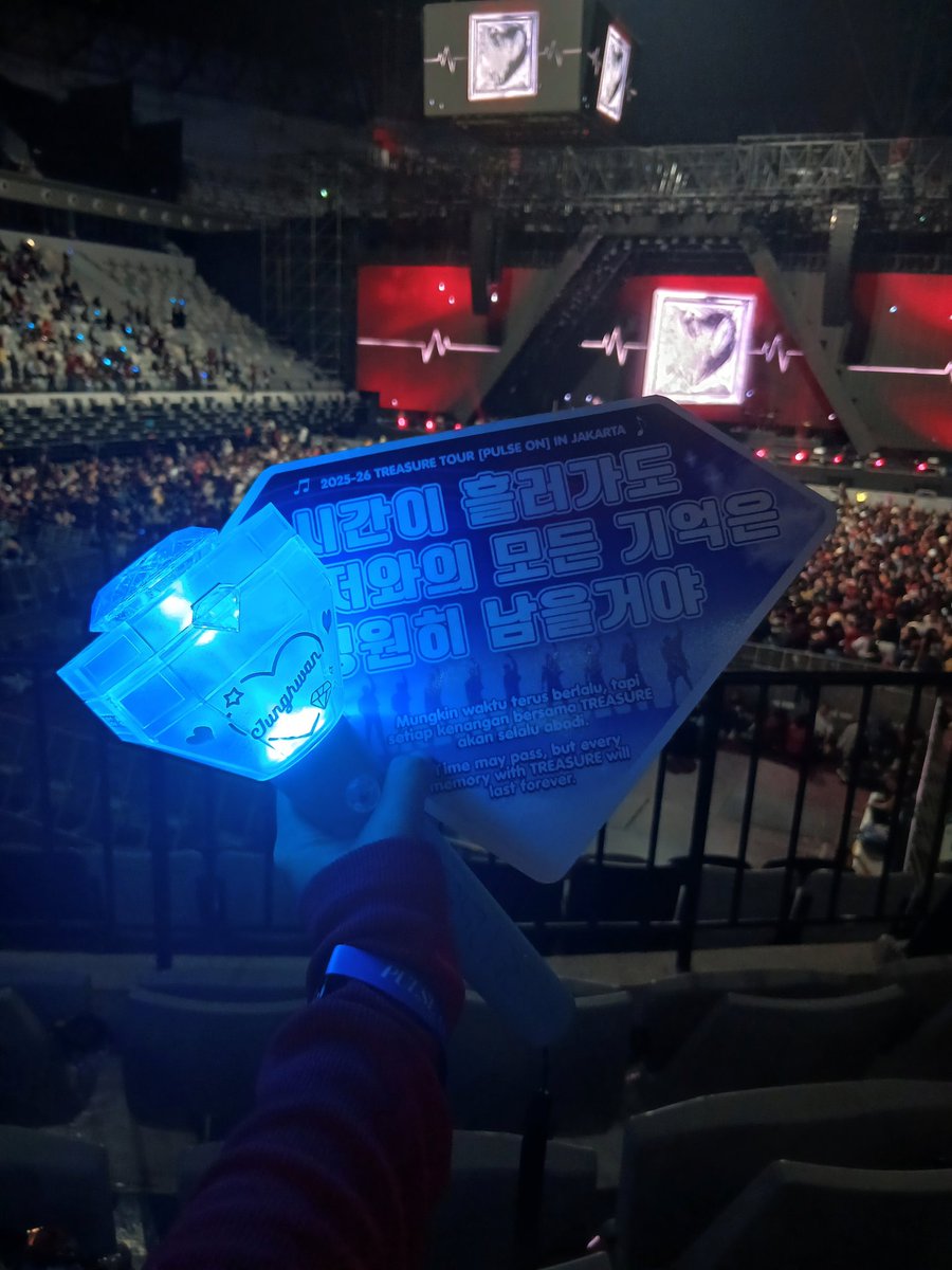 hwanierra's tweet photo. ❤️‍🔥❤️‍🔥❤️‍🔥
#PULSE_ON_IN_JAKARTA_DAY2
#TREASURE #트레저
#소정환 #SOJUNGHWAN
#트레저 #TREASURE
@treasuremembers https://t.co/AhiJkxs0Q4