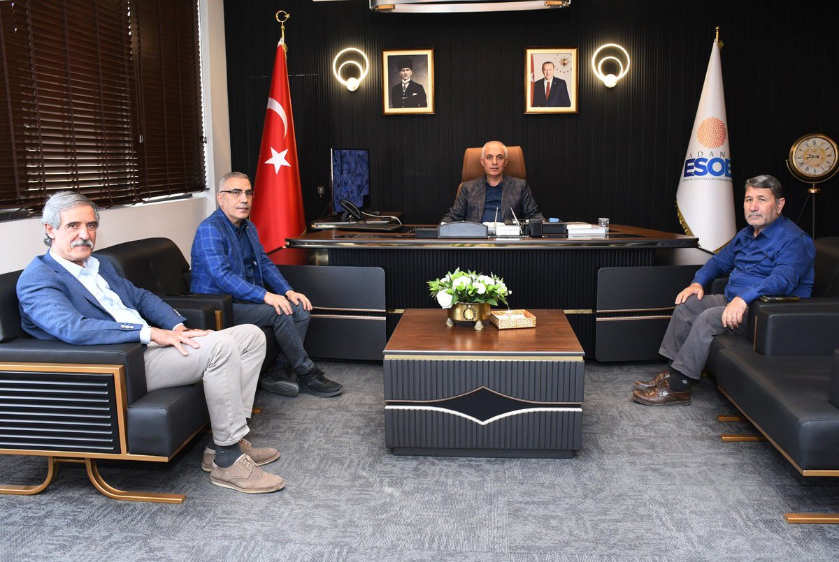 CelikcanMahmut's tweet photo. Adana Esnaf ve Sanatkarlar Odası Başkanliğina yeniden seçilen sayın @gogerrniyazi i ziyaret ettik.Bir esnaf çocuğu olarak Niyazi beyin başarılı çalışmalarnıı müşahede etmekten memnun oldum.Bu dönemde de başarılı olacağına inanarak tebriklerimi iletiyorum. https://t.co/z6LhWtZQjQ