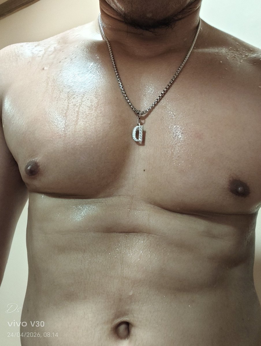 inuyasha3308's tweet photo. klo keringatan tuh kliatan sexy ya🤭 https://t.co/uwxvsIl3cH