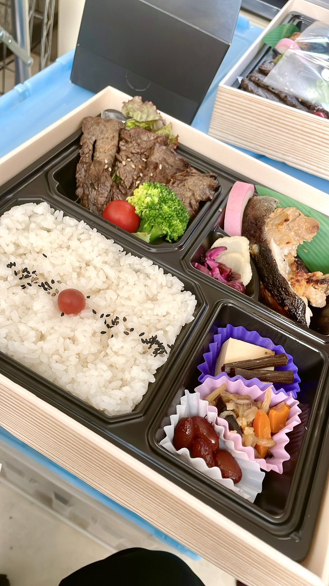 ayaziii's tweet photo. 🥳🎉🎊祝🎊🎉🥳 https://t.co/Qx8H8df8hC