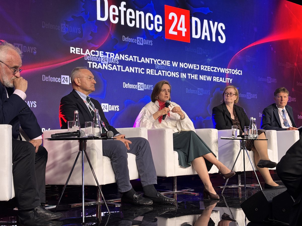 CanadaPologne's tweet photo. Excellente participation du Canada à #Defence24Days à Varsovie 🇨🇦🇵🇱

L’ambassadrice Catherine Godin a souligné l’engagement du Canada envers la sécurité transatlantique, notamment en Lettonie avec l’OTAN, en Ukraine, dans le NORAD et avec l’initiative #DSRB.

#MSPO2026 https://t.co/NsAdz7chzc