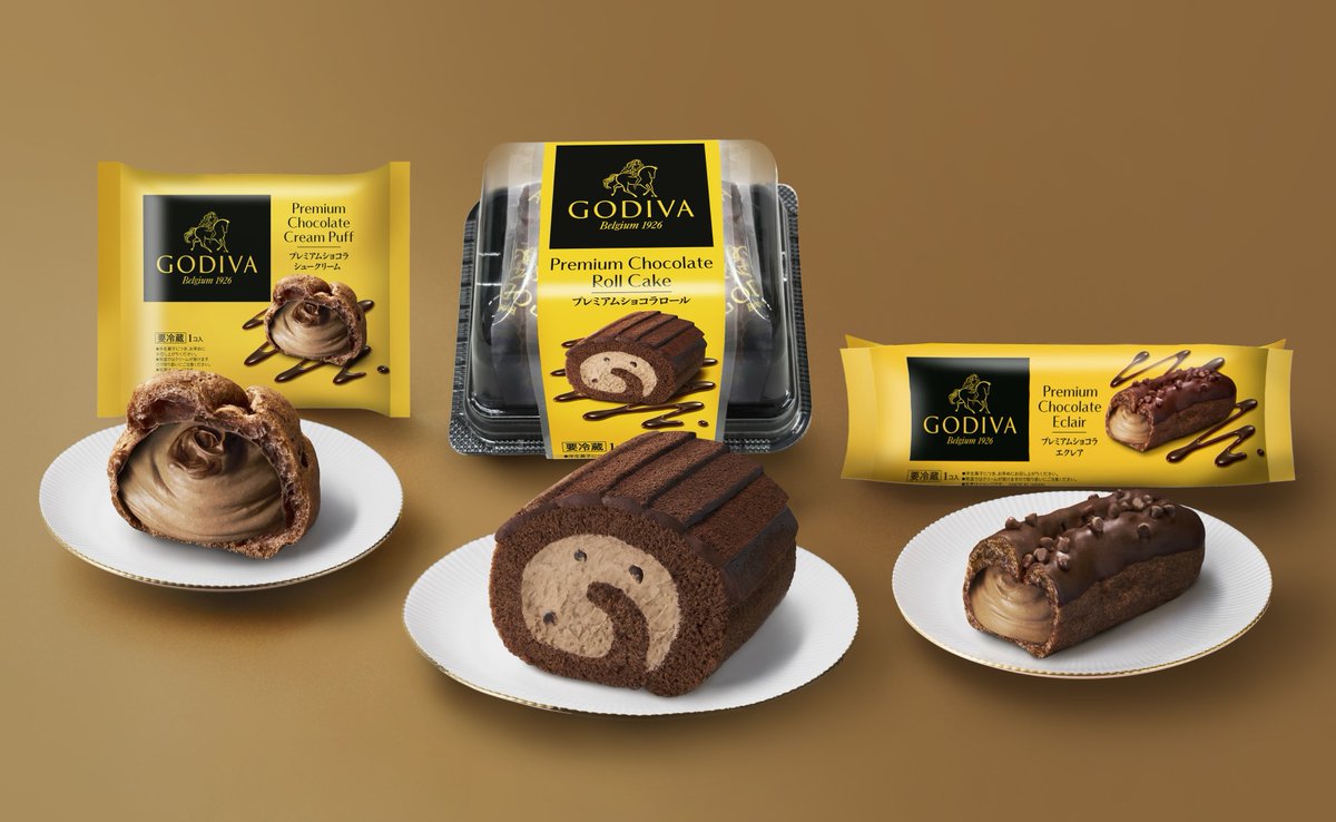 monteur_sweets's tweet photo. 人気のゴディバ監修スイーツ3品が
5月だけの限定で登場！！！

今回は、濃厚な生チョコとチョコチップが入ったなめらかなチョコレートクリームのロールケーキに生チョコを絞った「プレミアムショコラロール」が登場するよ♪
シュークリームとエクレアも（＾－＾）ノ

詳しくは→https://t.co/KoALlN0IFz

チョコレートの贅沢な味わいを楽しんでね！

#ゴディバ　#GODIVA　#モンテール